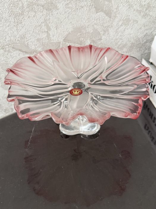 Фруктницы разные в наличии