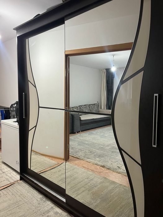 Продаю большой шкаф