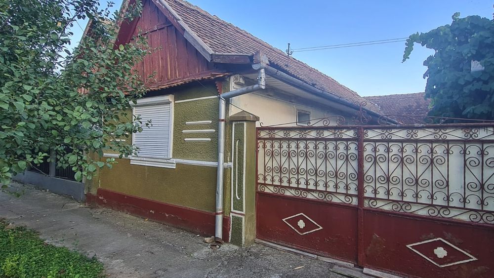 Vând casă+grădină, localitatea Apateu, județul Arad