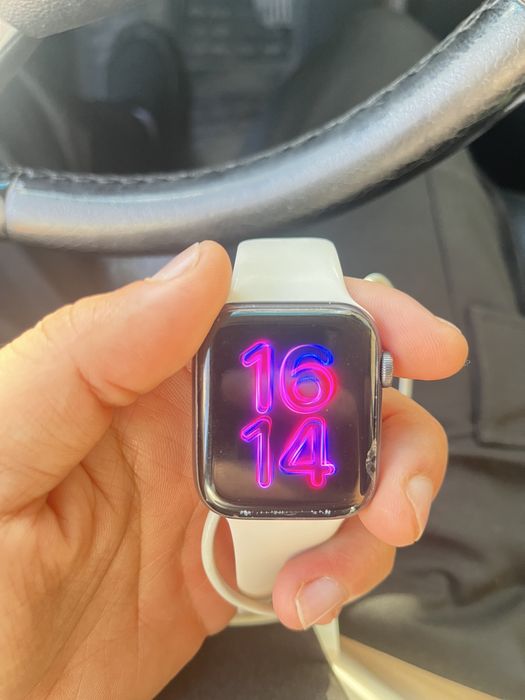 Apple watch se 1пок