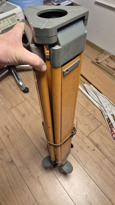 Геодезическа тринога - без винт