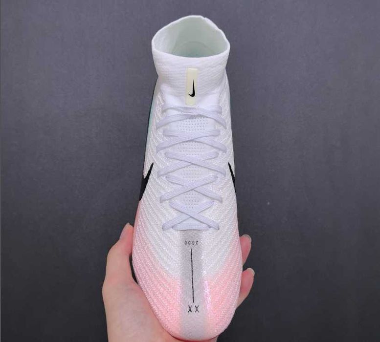 Ghete de fotbal Nike Mercurial Vapor 16