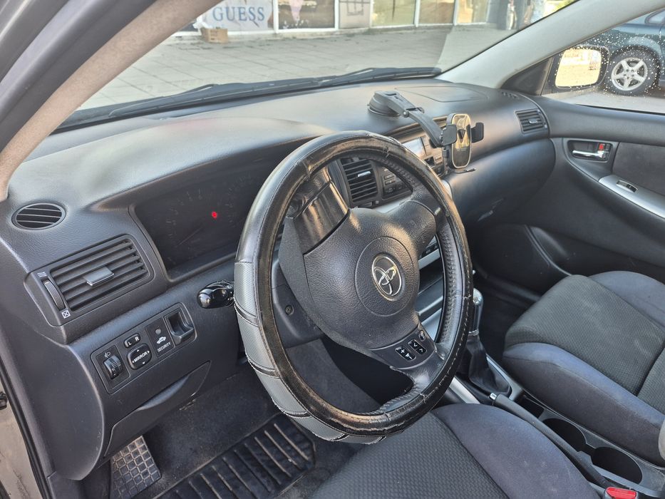 Toyota corolla 1.4i бензин