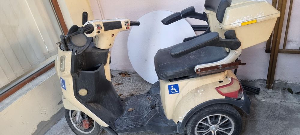 Електрически мотор триколка за части