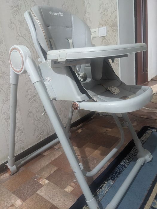 Детская стол-качалка