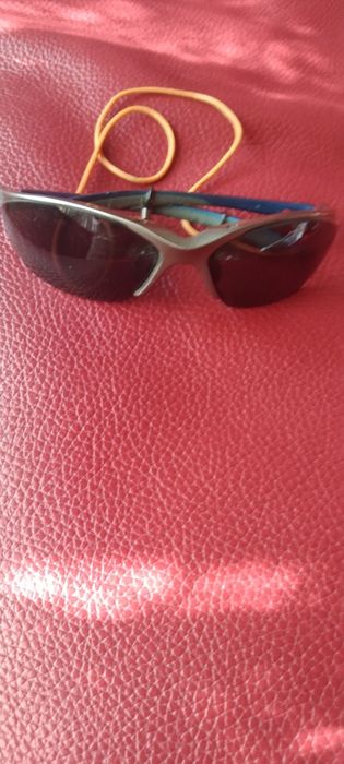 Очки для горнолыжного спорта.