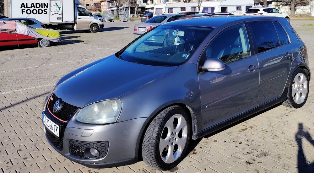 Volkswagen Golf GTI