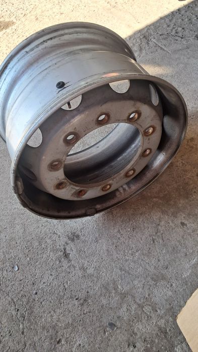 Диски 22.5×11.75 на бочку