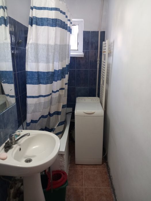 PF. Inchiriez ap. 2 camere