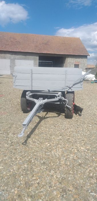 Remorcă tractabila dupa tractor
