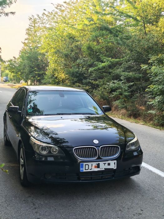 BMW seria 5 E60  .