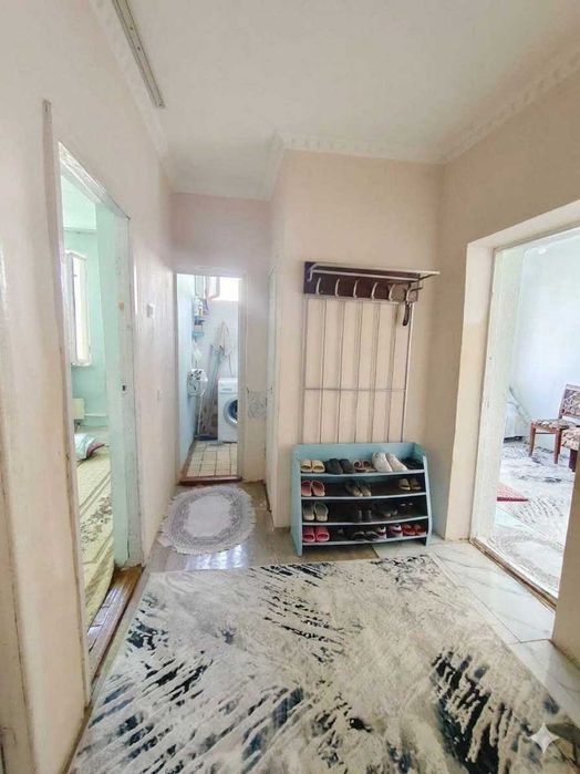 Янгиҳаёт туманида кенг 5 хонали хонадон сотилади!