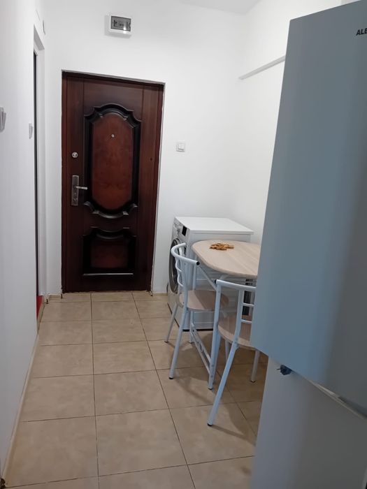 Garsoniera de inchiriat