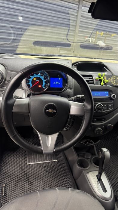 Spark Elegant Plus 2022 sotiladi