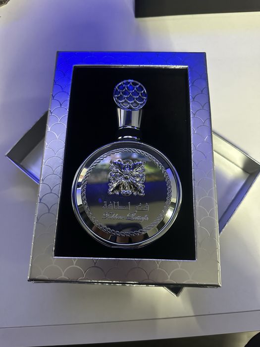 Lataffa Fakhar Platin Нов