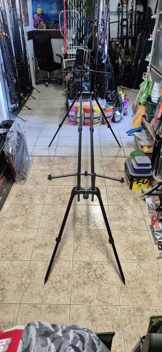 Стойка тип rod pod за 3 въдици KONGER