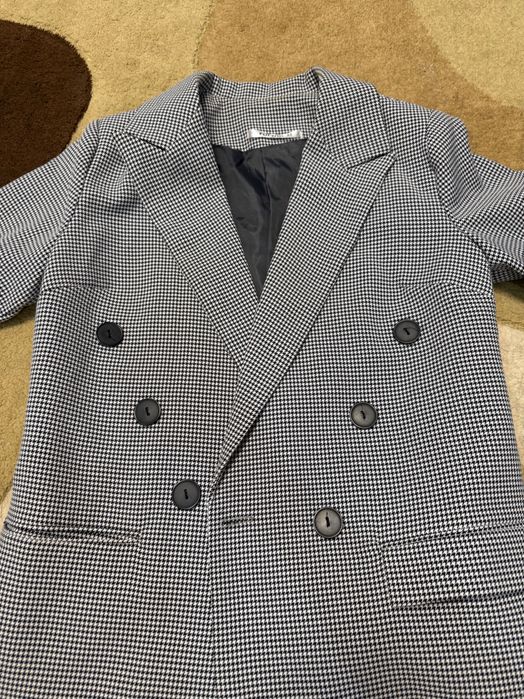 Пиджак в клетку размер 42-44
