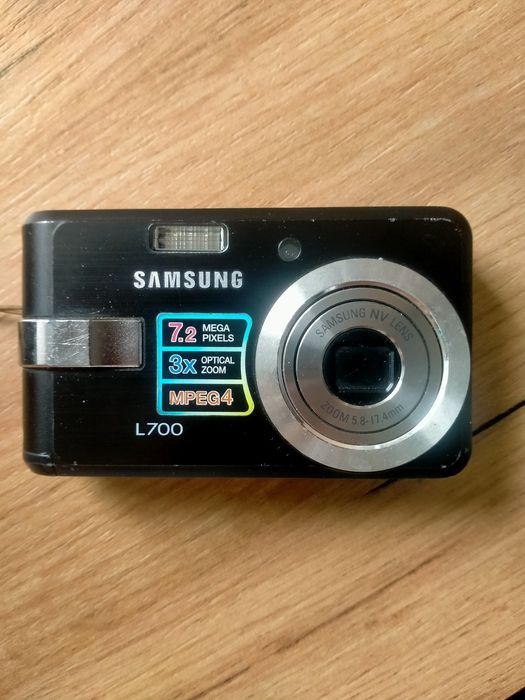 Продам не рабочий фотоаппарат