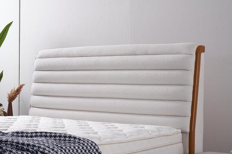 Тапицирано легло Lotus с луксозен матрак