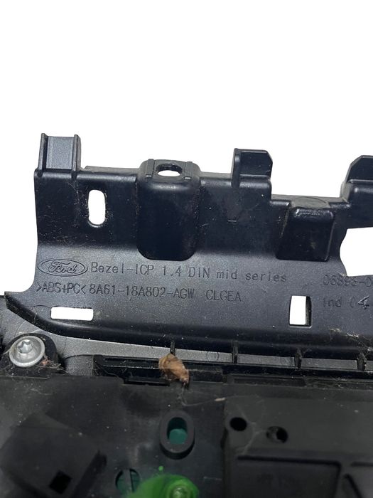 Consola Centrala Ford Fiesta Vi 2008 - > 8A6118A802Agw