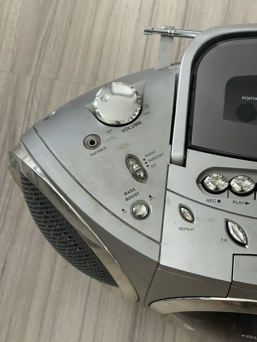 Vand Radio Casetofon Bush functional!