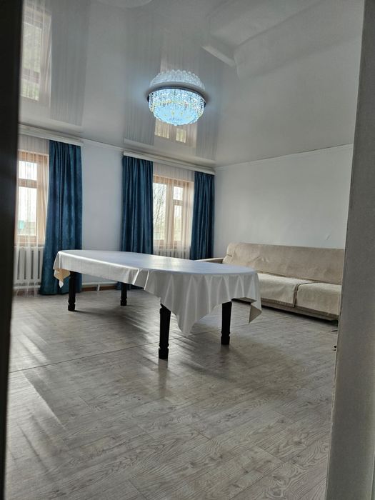 Жер уй сатылады.