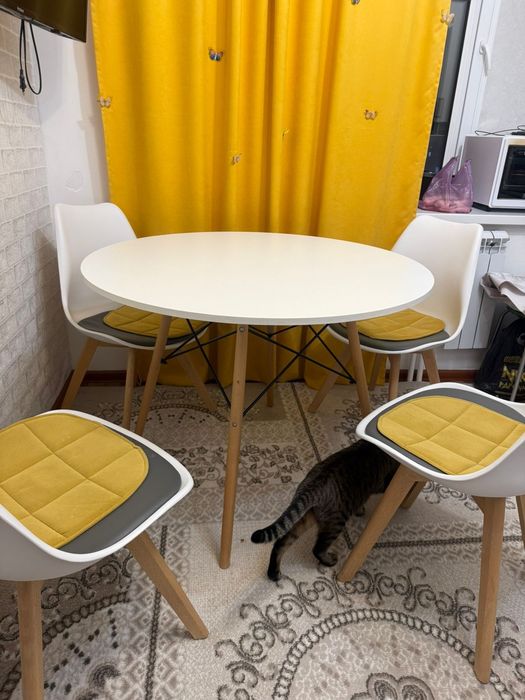 Продам Стол + стулья