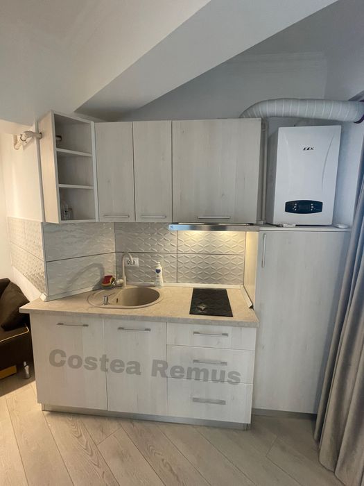 Studio Solid Butoaie,dormitor separat, mobilat,vedere lac,loc parcare