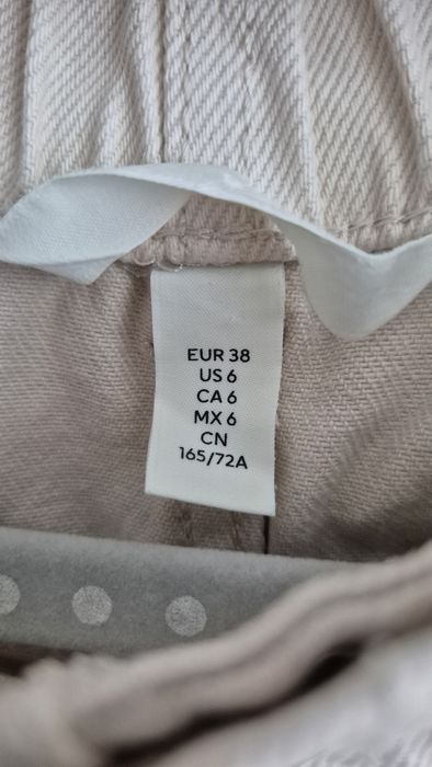 Blugi crem H&M, M