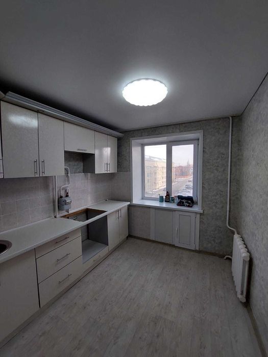 Продам 1 комнатную,Астана 48