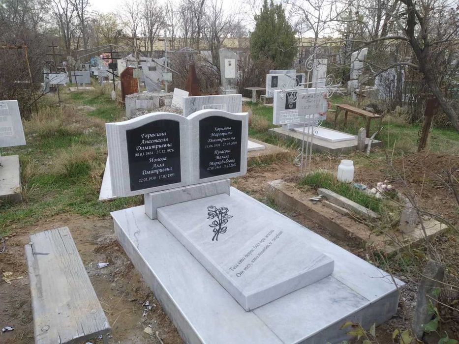 Недорогие памятники из местного мрамора