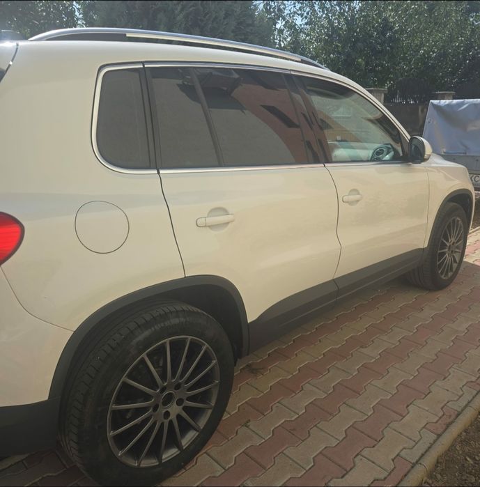 VOLKSWAGEN Tiguan 2009 — imagine 3