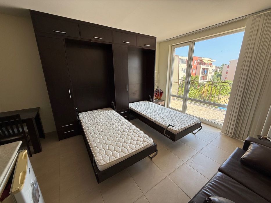 Продава се Едностаен апартамент в к.к. Слънчев бряг - 40 кв.м за 1300 €/кв.м - Снимка #1