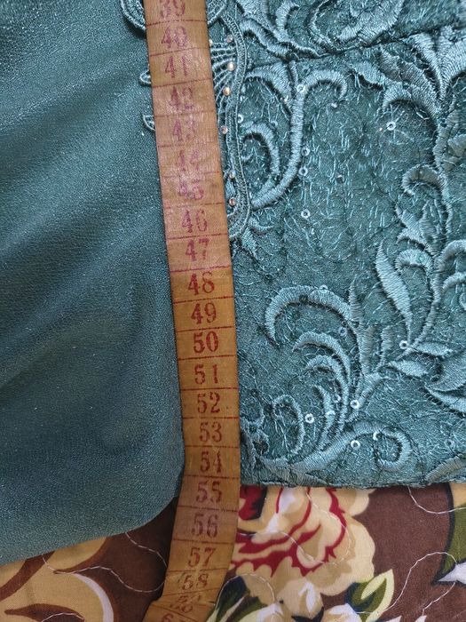 Vand rochie eleganta mărime 56