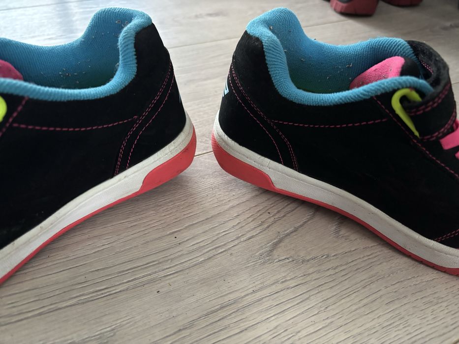 Pantofi sport cu role Heelys nr 34