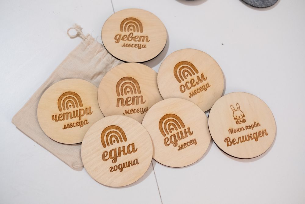 Карти/ надписи за месечинки по месеци