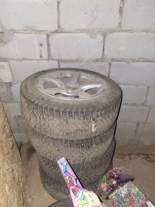 Диски с шинами на мерс