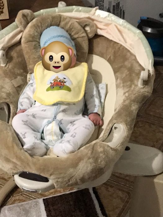 Укачивающий центр Graco Sweetpeace