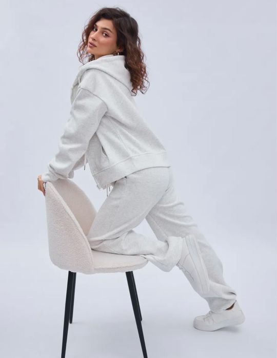 костюм размер М спортиный оверсайз плотный