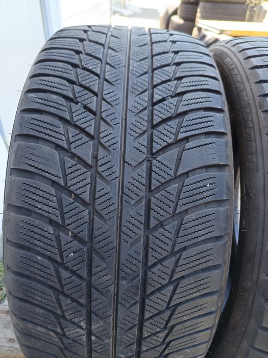 225 40 R 18 BRIDGESTONE Дот 2921