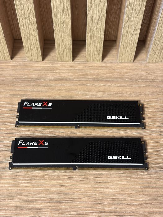Memorii DDR5 G Skill 32GB (16x2)  6000MHz CL36 Dual Channel Kit Flare X5