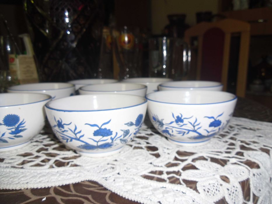 Boluri 7 buc, portelan pictat