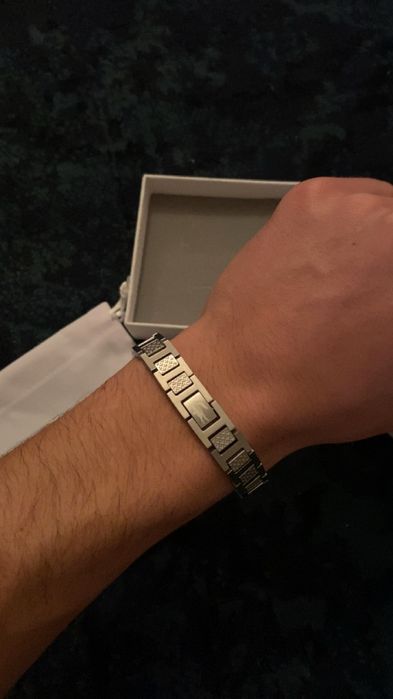 Lacoste Bratara                                                      .