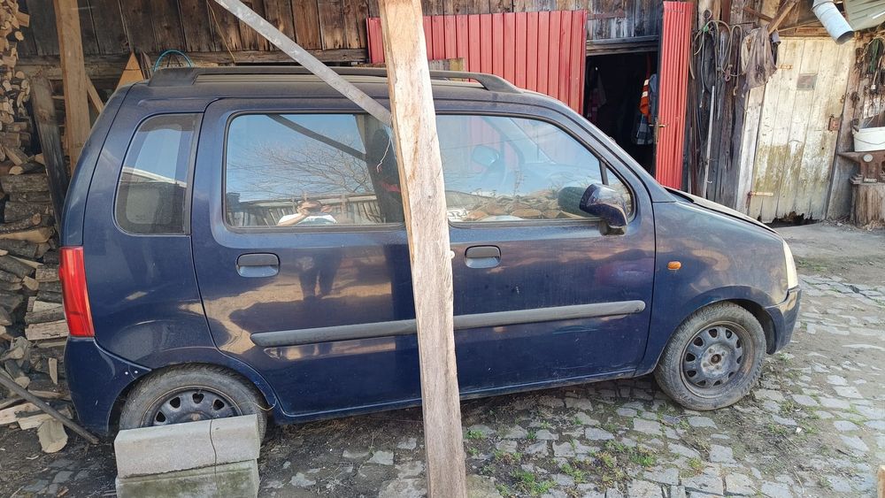 Vând Opel agila 1.2 benzina