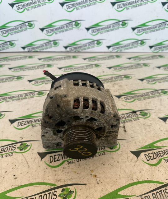 Alternator 8200 537 415 Dacia Logan prima generatie
