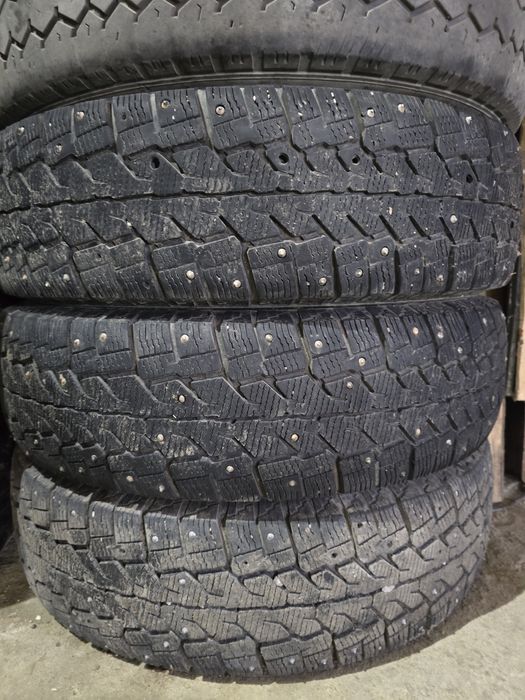 Продам резину в комплекте