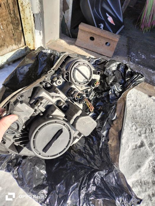 Фара на 211 Мерседес