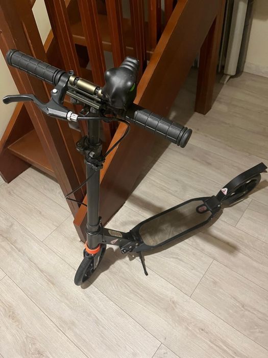 Продам детские самокаты