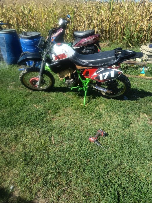 Vând schimb cross Yamaha xt 600 cm