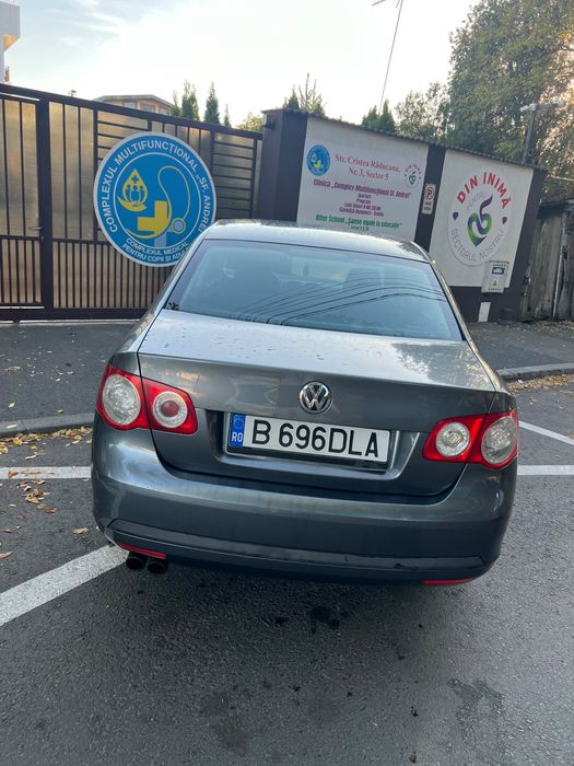 VOLKSWAGEN Jetta 2006 — imagine 3